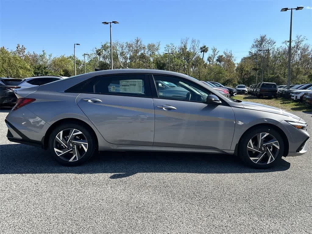 Thumbnail: 2025 Hyundai Elantra - 6