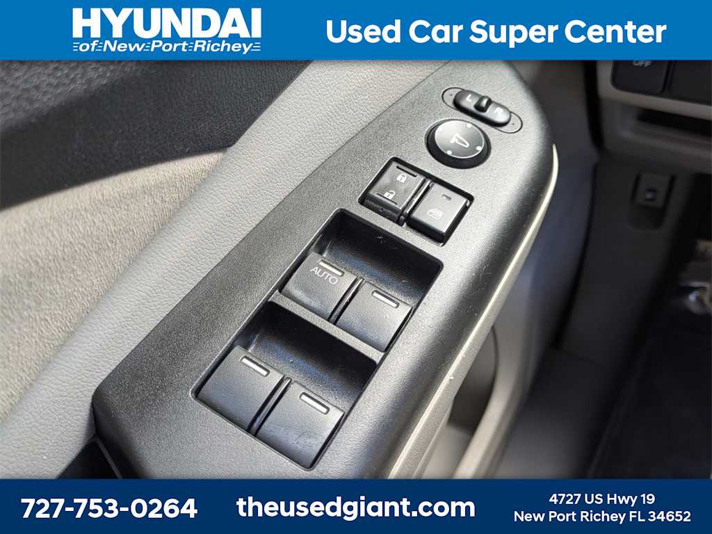 Thumbnail: 2012 Honda CR-V - 24