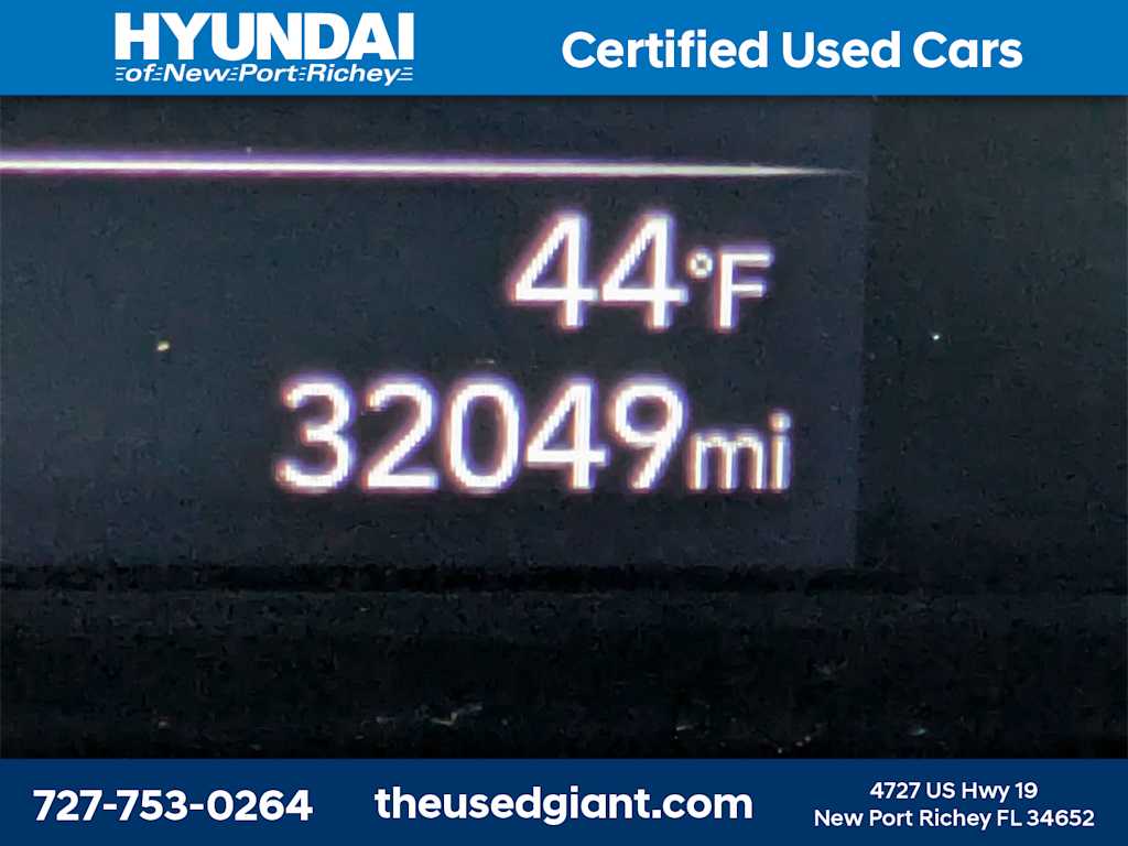 Thumbnail: 2023 Hyundai Venue - 29