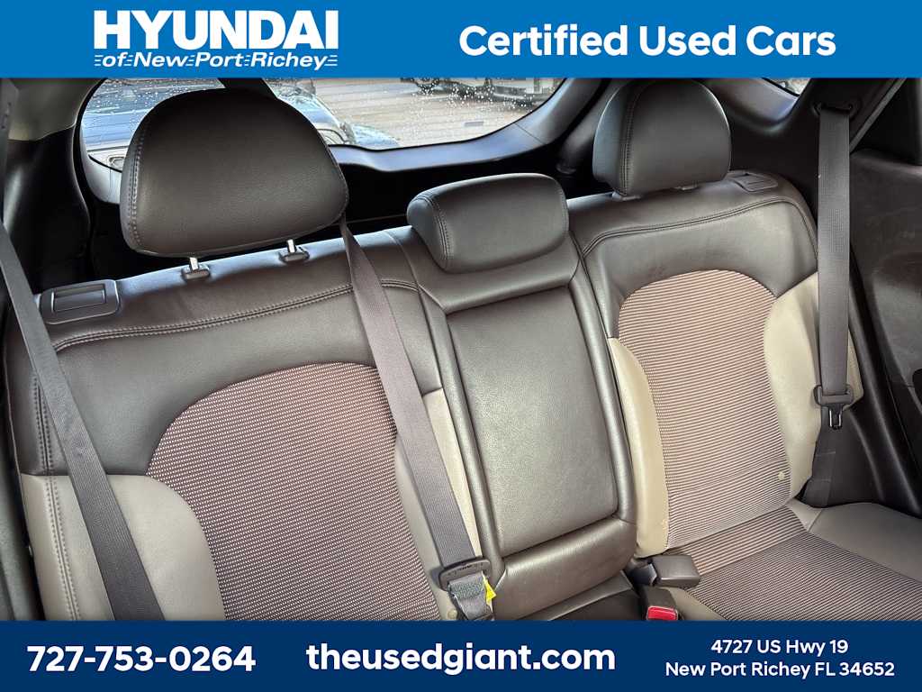 Thumbnail: 2013 Hyundai Tucson - 8