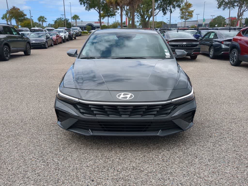 Thumbnail: 2025 Hyundai Elantra - 10