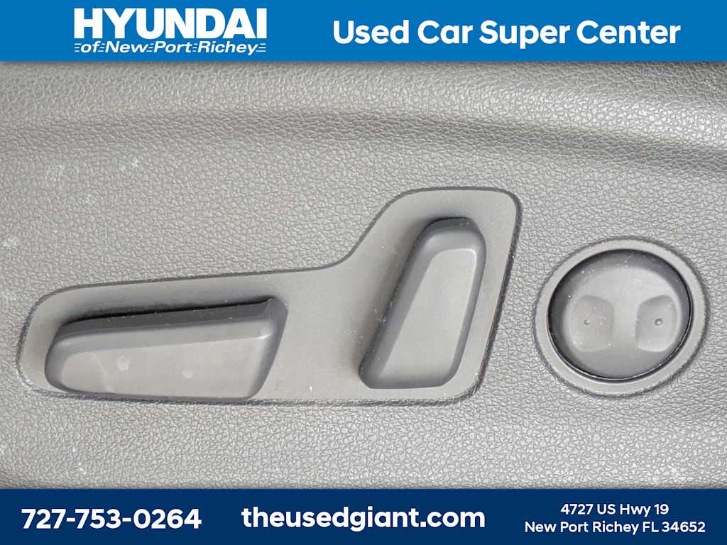 Thumbnail: 2019 Hyundai Tucson - 22