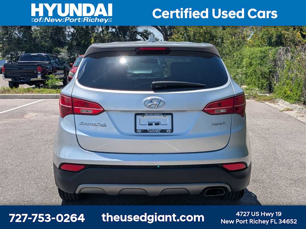 Thumbnail: 2016 Hyundai Santa Fe - 4