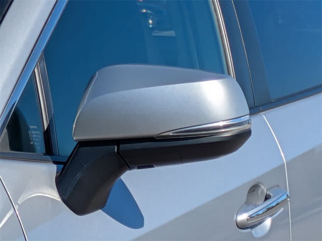 Thumbnail: 2019 Toyota RAV4 - 11