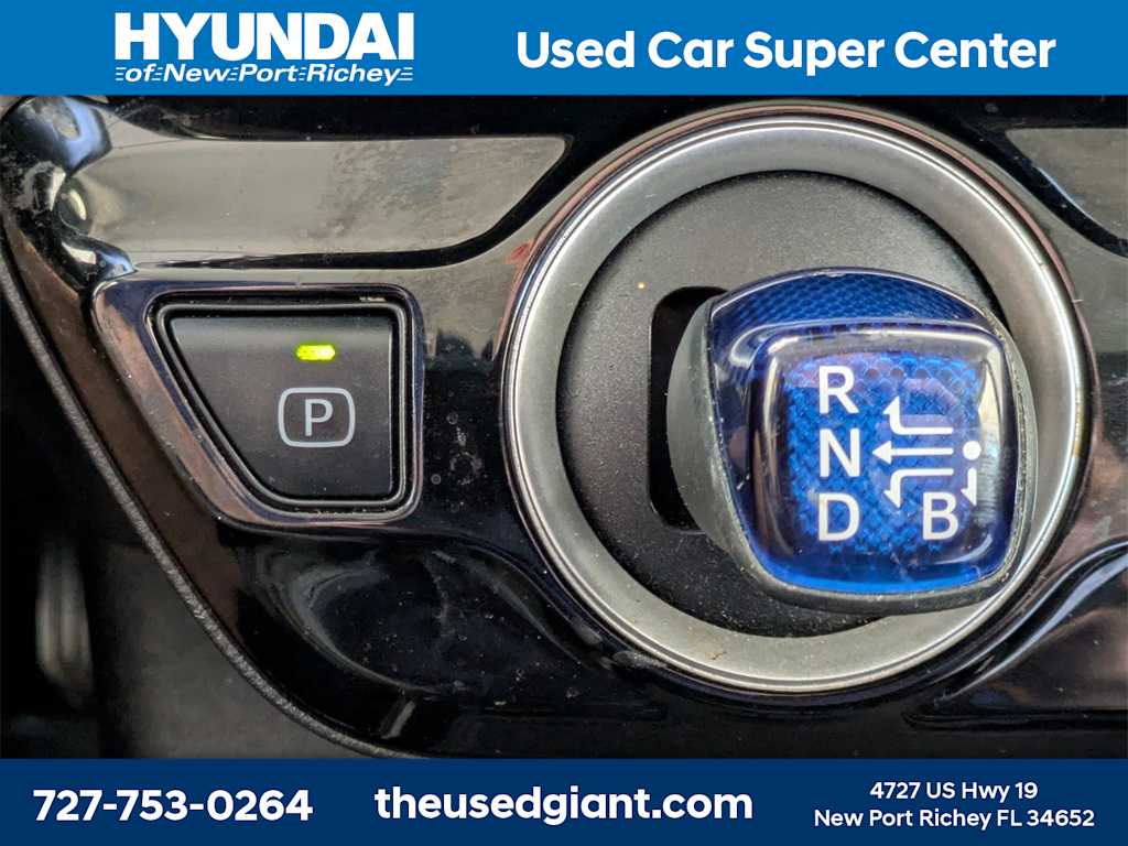 Thumbnail: 2022 Toyota Prius Prime - 27