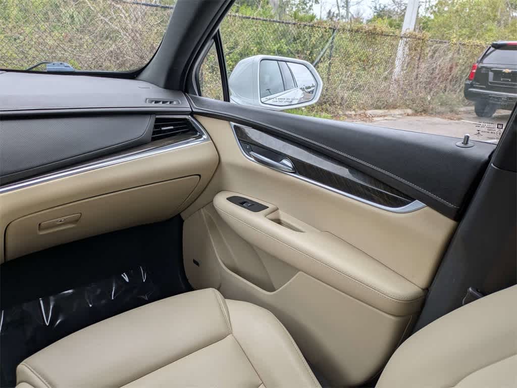 Thumbnail: 2018 Cadillac XT5 - 20