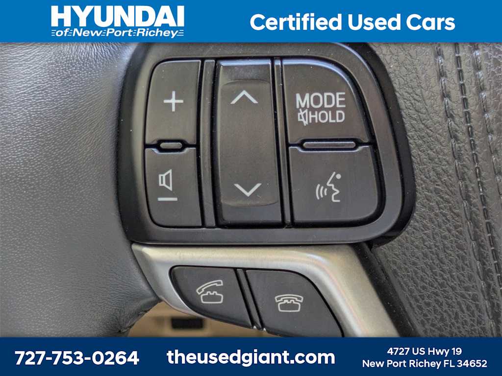 Thumbnail: 2016 Toyota Highlander - 36