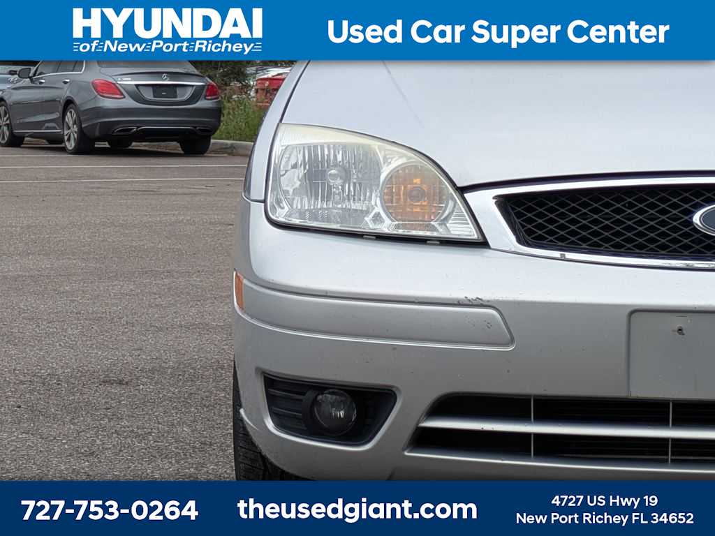 Thumbnail: 2007 Ford Focus - 9