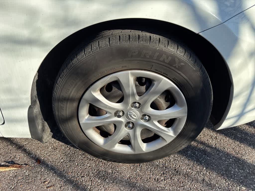 Thumbnail: 2013 Hyundai Accent - 5