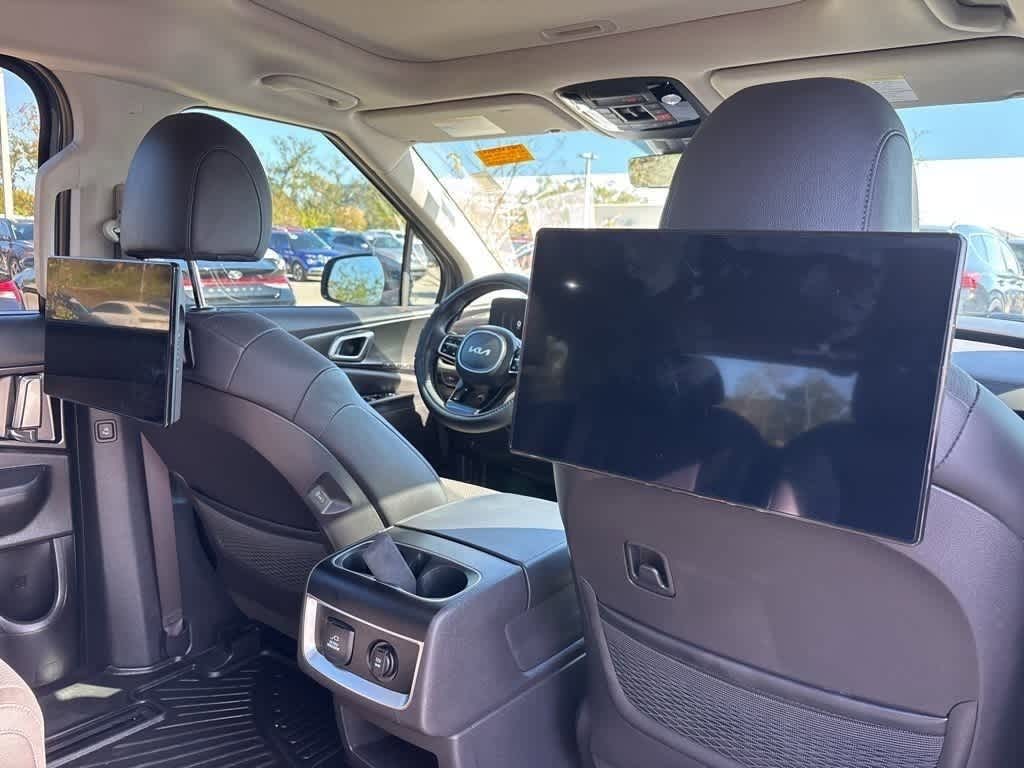 Thumbnail: 2025 Kia Carnival - 12