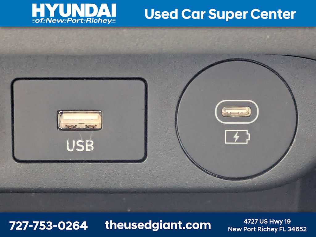 Thumbnail: 2025 Hyundai Elantra - 24