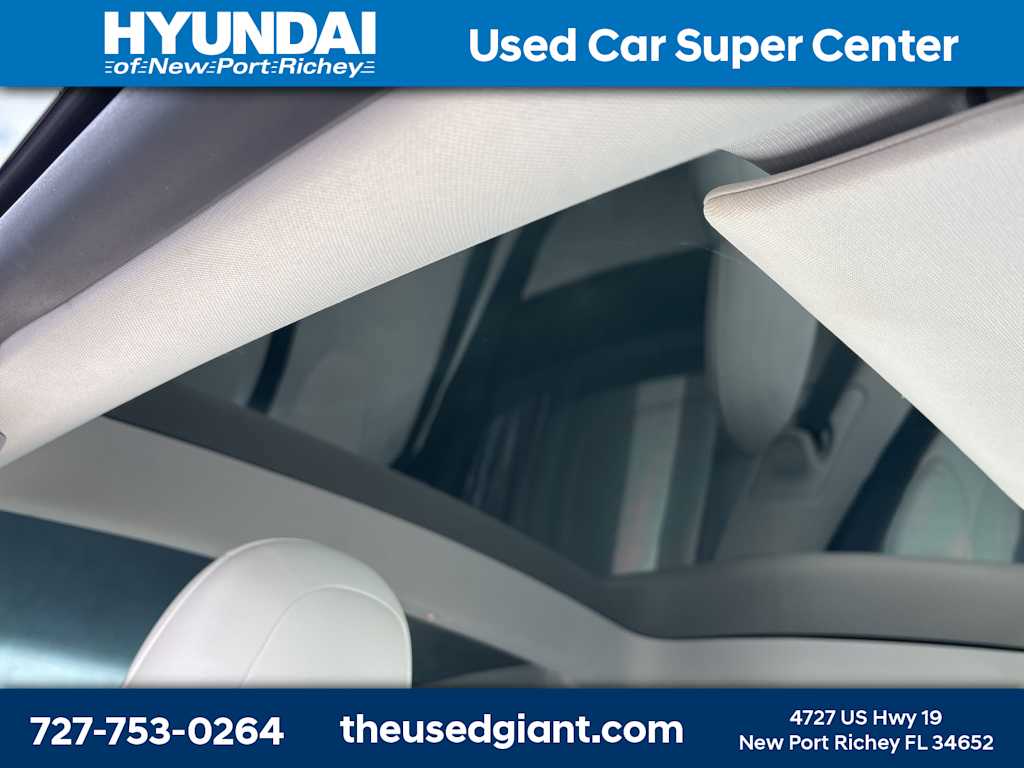 Thumbnail: 2021 Tesla Model 3 - 8