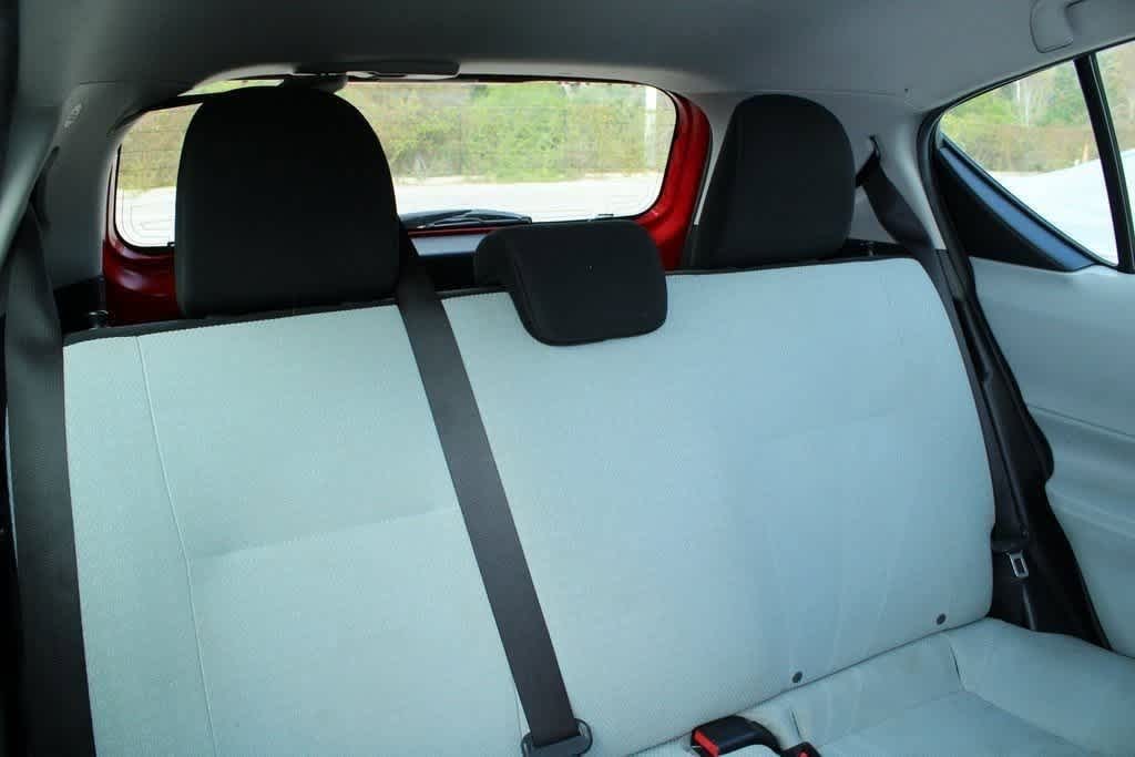 Thumbnail: 2012 Toyota Prius c - 8