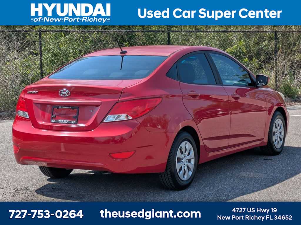 Thumbnail: 2016 Hyundai Accent - 5