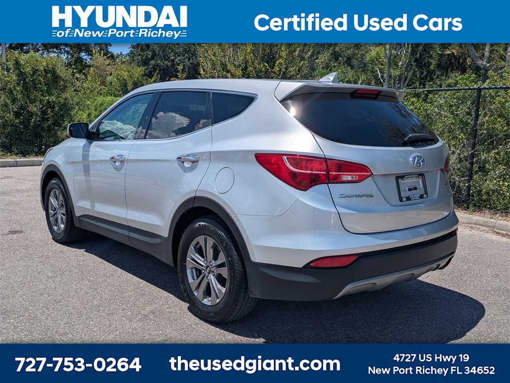 Thumbnail: 2016 Hyundai Santa Fe - 3