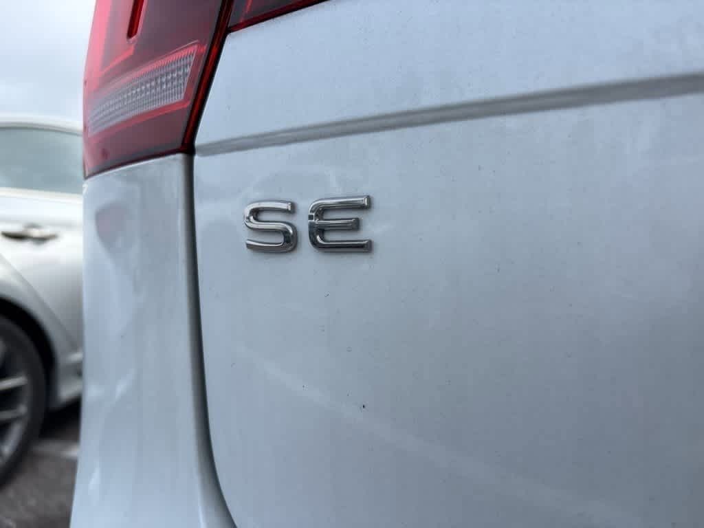 Thumbnail: 2023 Volkswagen Tiguan - 5