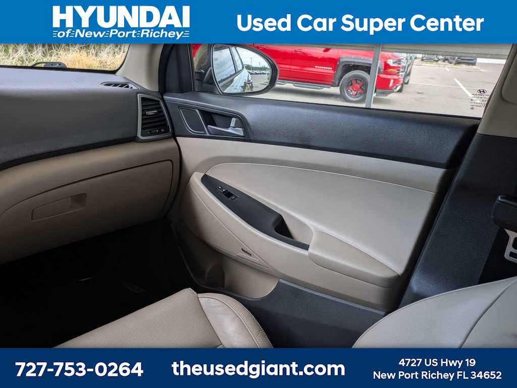 Thumbnail: 2017 Hyundai Tucson - 18