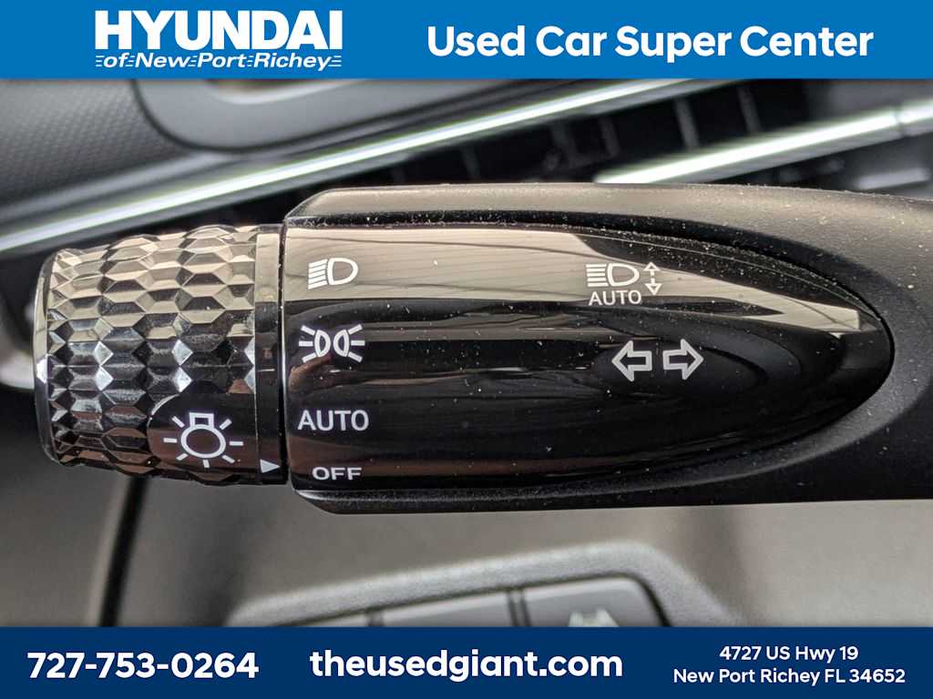Thumbnail: 2023 Hyundai Elantra - 25