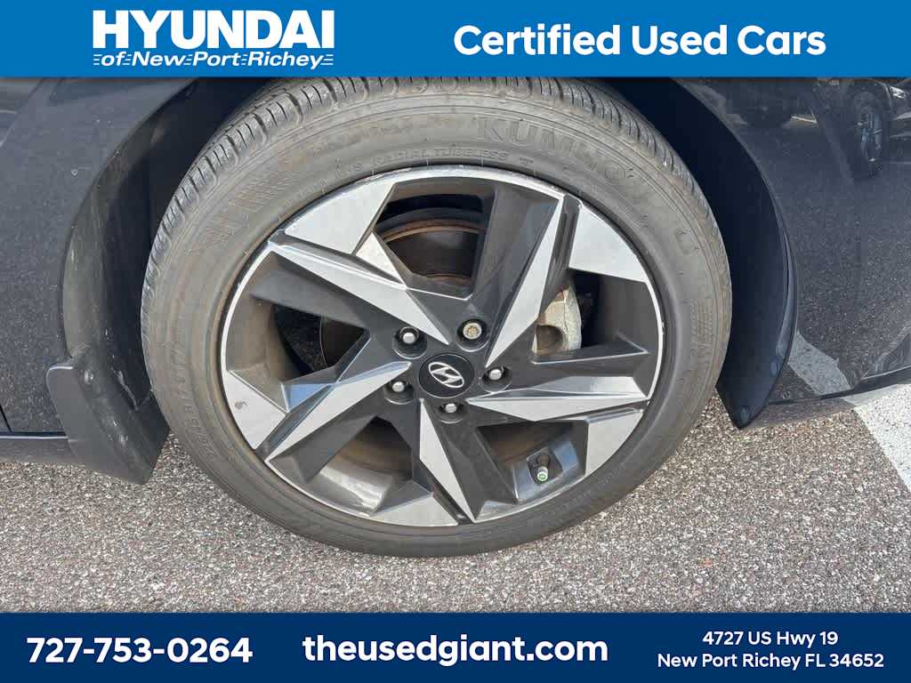 Thumbnail: 2022 Hyundai Elantra - 6