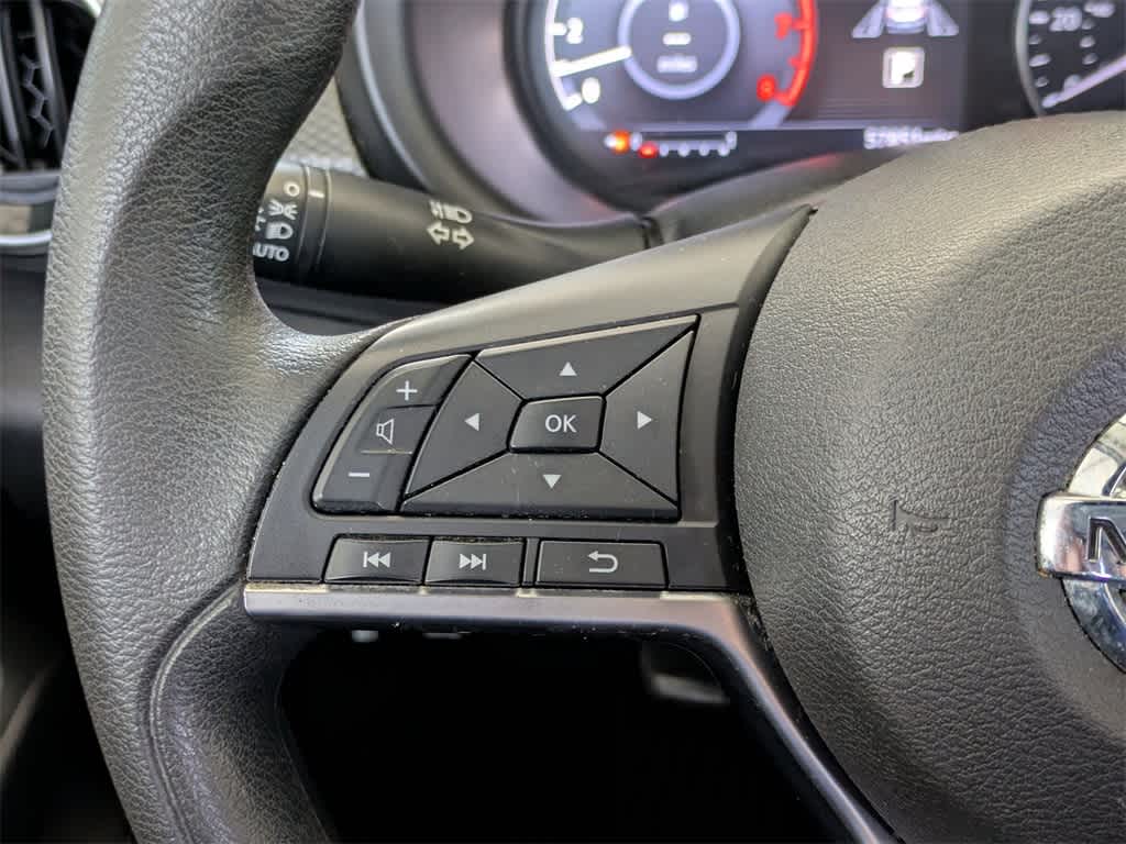 Thumbnail: 2021 Nissan Kicks - 25