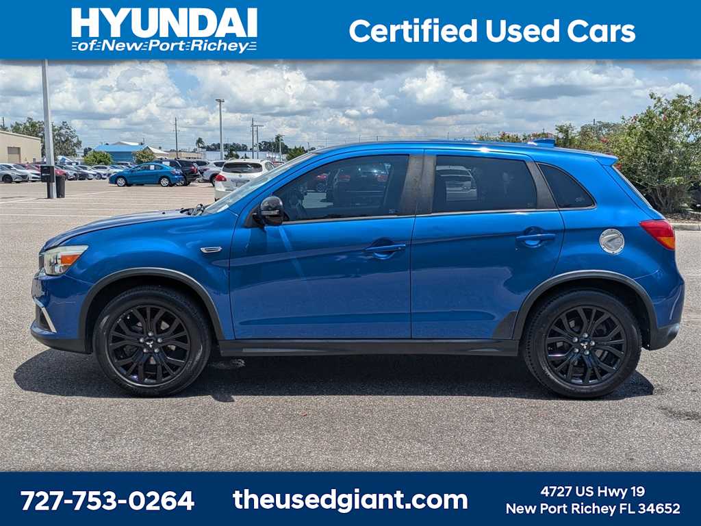 Thumbnail: 2017 Mitsubishi Outlander Sport - 2