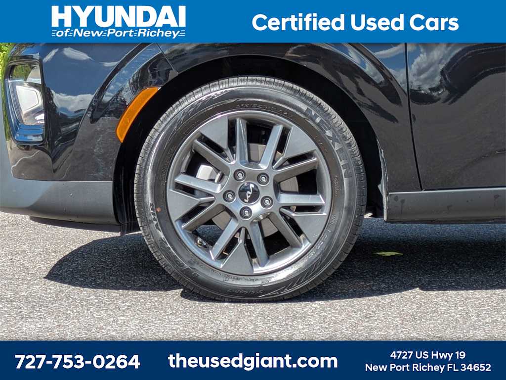 Thumbnail: 2022 Kia Soul - 10