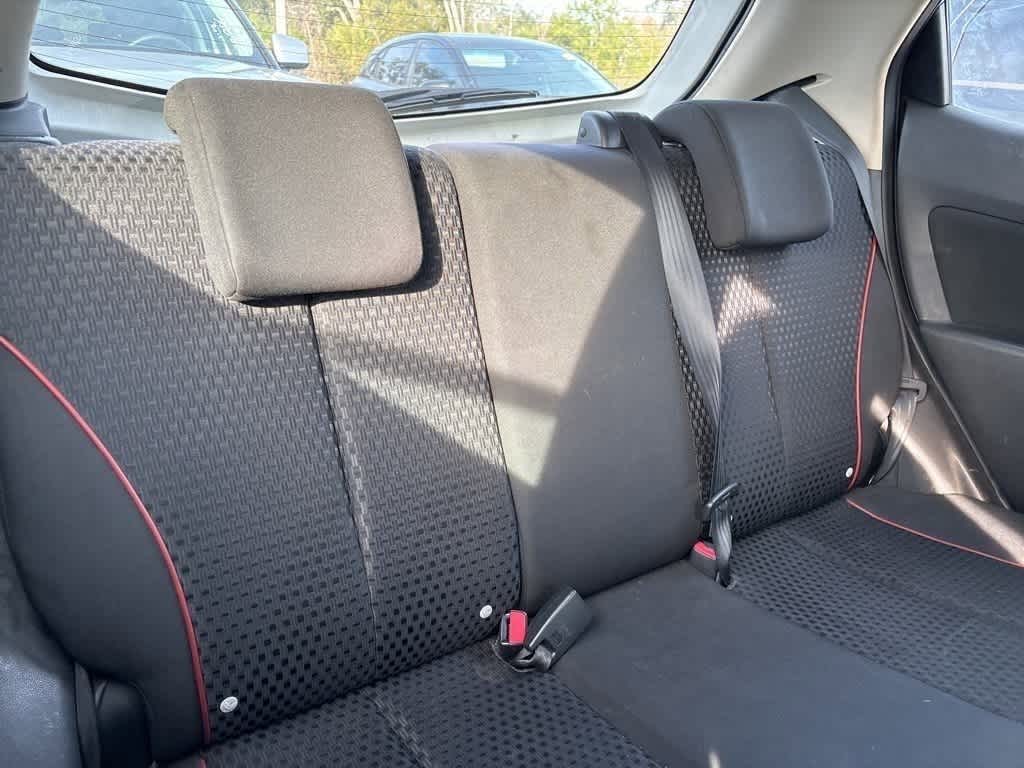 Thumbnail: 2012 Mazda Mazda2 - 8