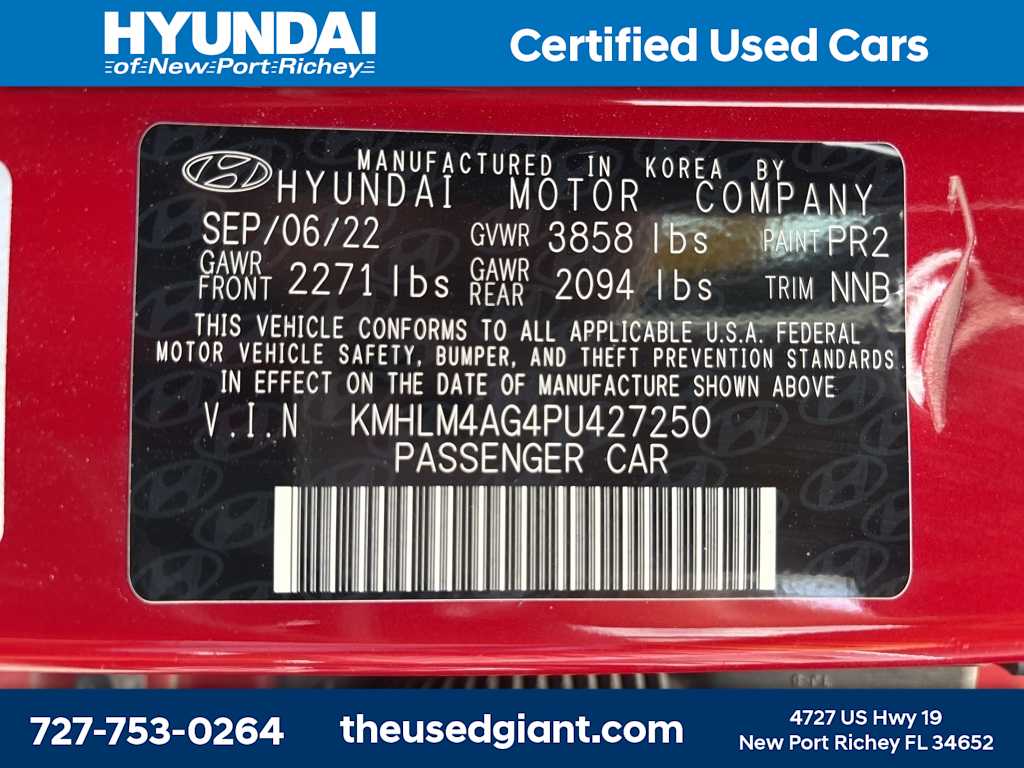 Thumbnail: 2023 Hyundai Elantra - 10