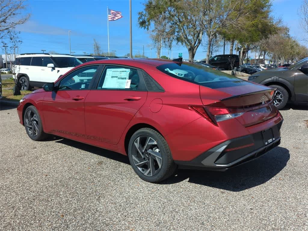 2025 Hyundai Elantra Sport 3