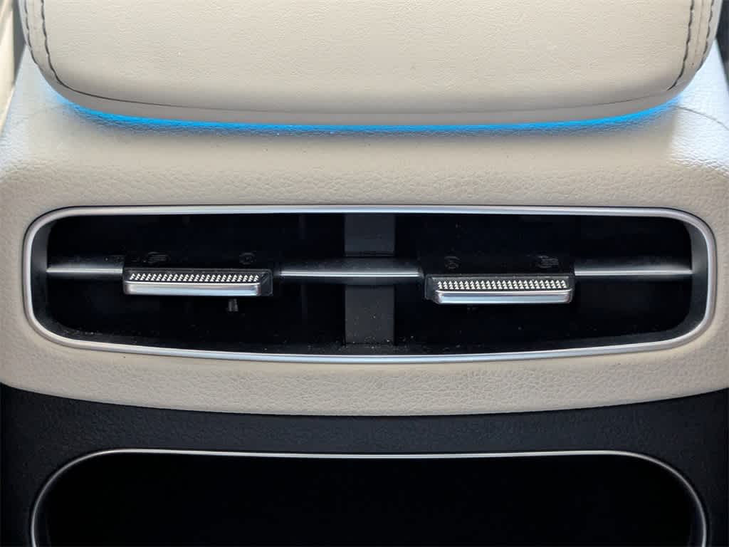 Thumbnail: 2022 Genesis GV70 - 17