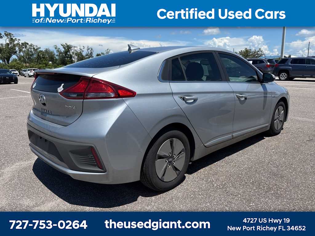 Thumbnail: 2020 Hyundai Ioniq - 2