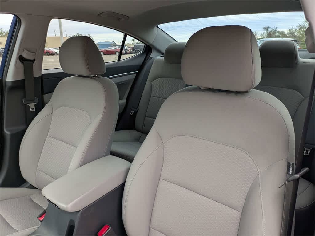 Thumbnail: 2020 Hyundai Elantra - 7
