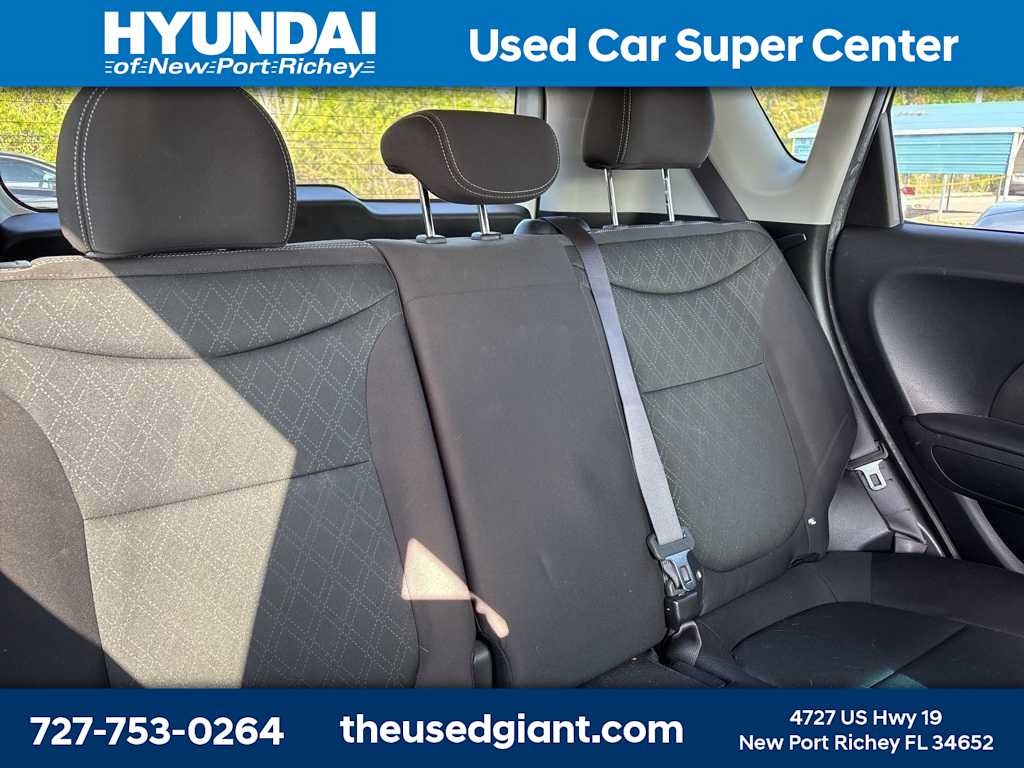 Thumbnail: 2017 Kia Soul - 8