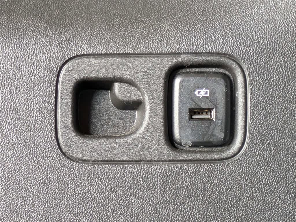 Thumbnail: 2023 GMC Acadia - 18