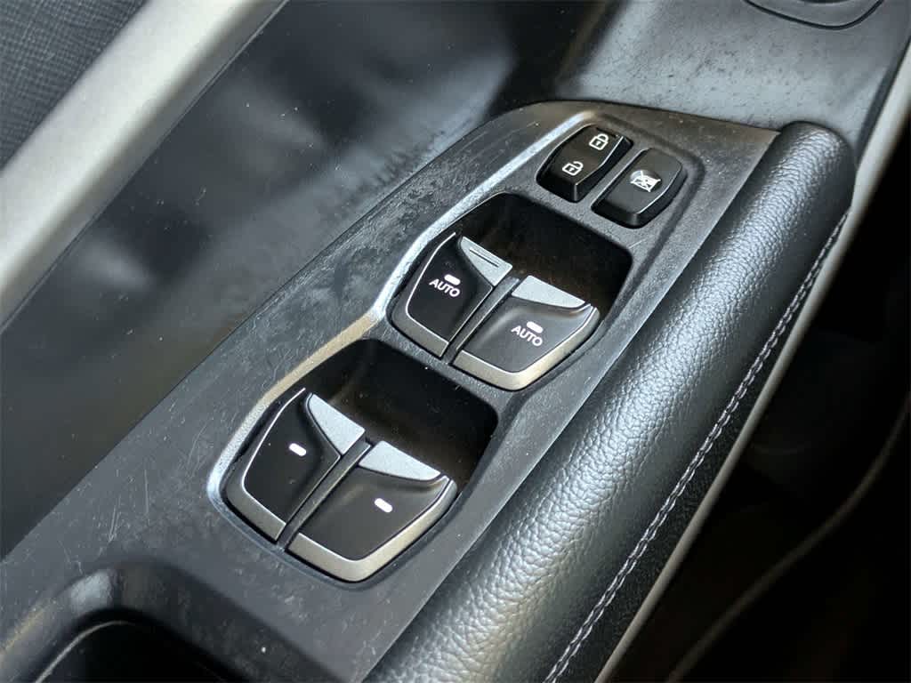 Thumbnail: 2015 Hyundai Santa Fe - 34