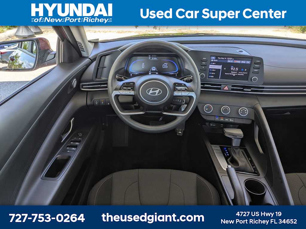 Thumbnail: 2025 Hyundai Elantra - 16