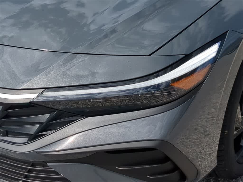 Thumbnail: 2026 Hyundai Elantra - 10