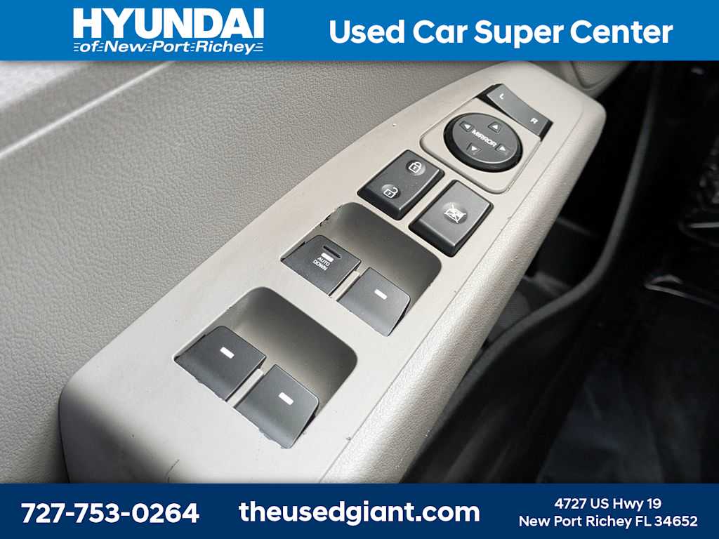 Thumbnail: 2018 Hyundai Elantra - 22