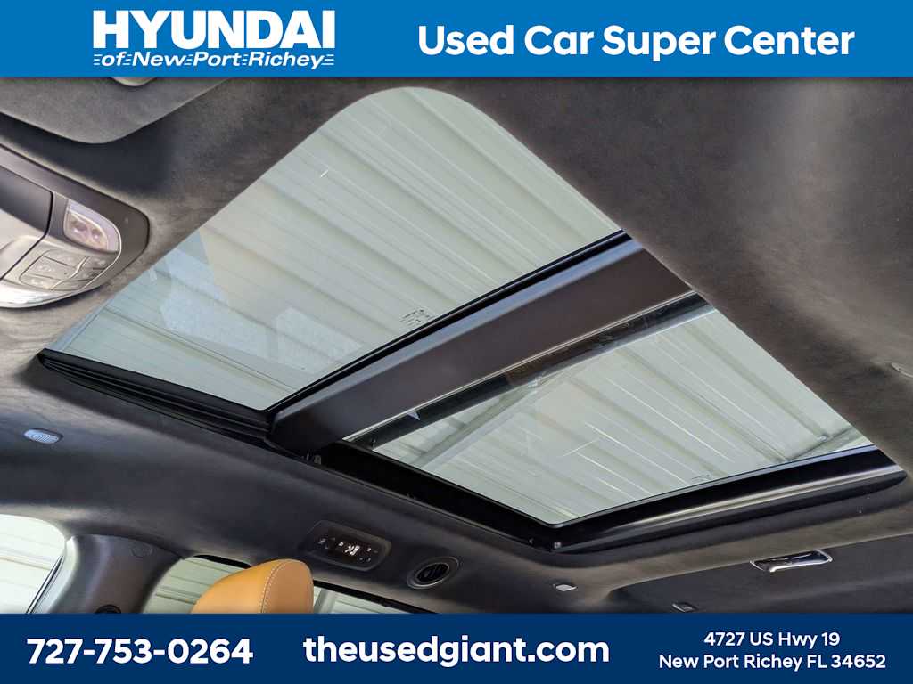 Thumbnail: 2022 Chrysler Pacifica - 35