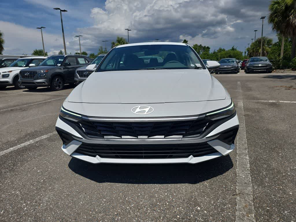 Thumbnail: 2026 Hyundai Elantra - 10