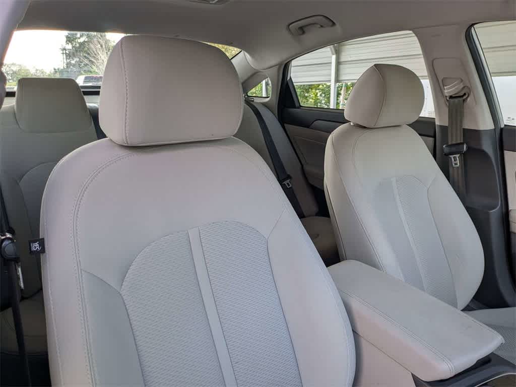Thumbnail: 2019 Hyundai Sonata - 6