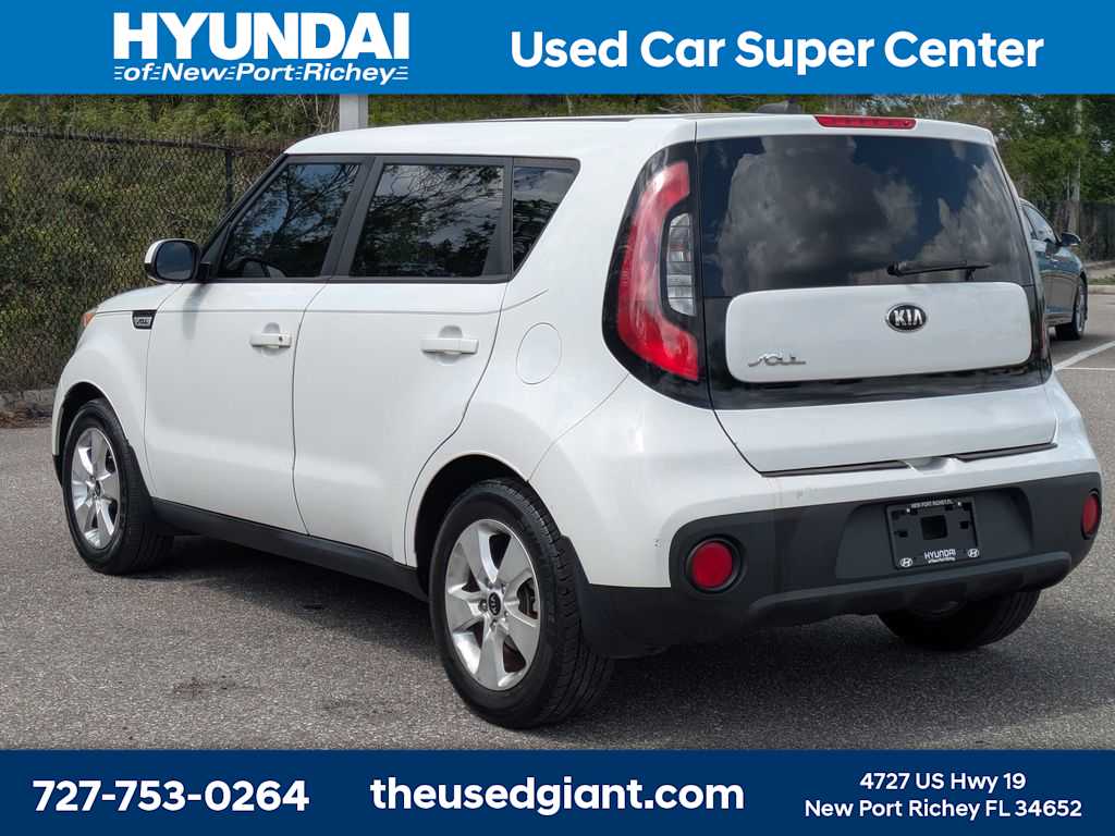 Thumbnail: 2017 Kia Soul - 3
