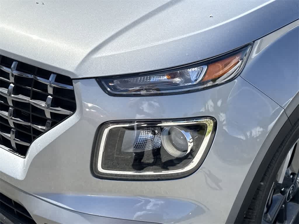 2025 Hyundai Venue SEL 9