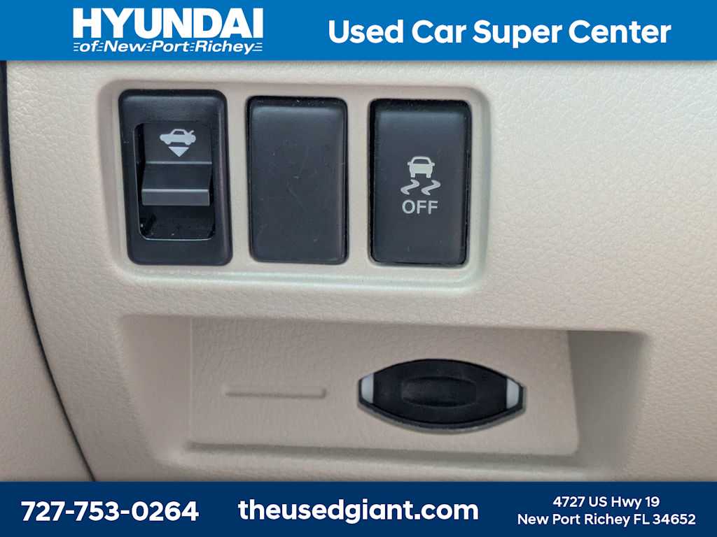 Thumbnail: 2011 Nissan Altima - 24