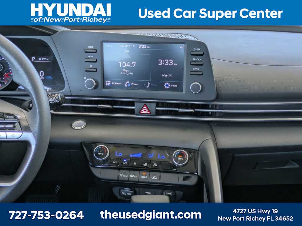 Thumbnail: 2023 Hyundai Elantra - 17