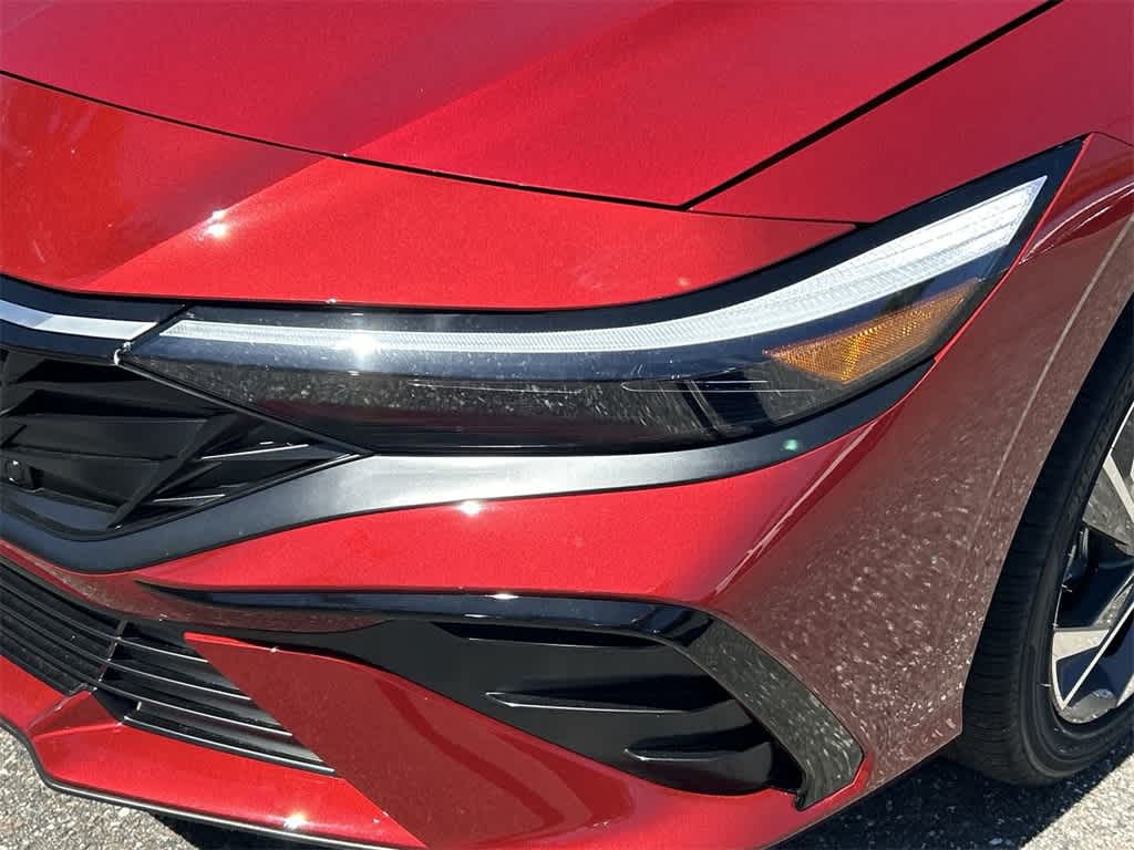Thumbnail: 2025 Hyundai Elantra - 9