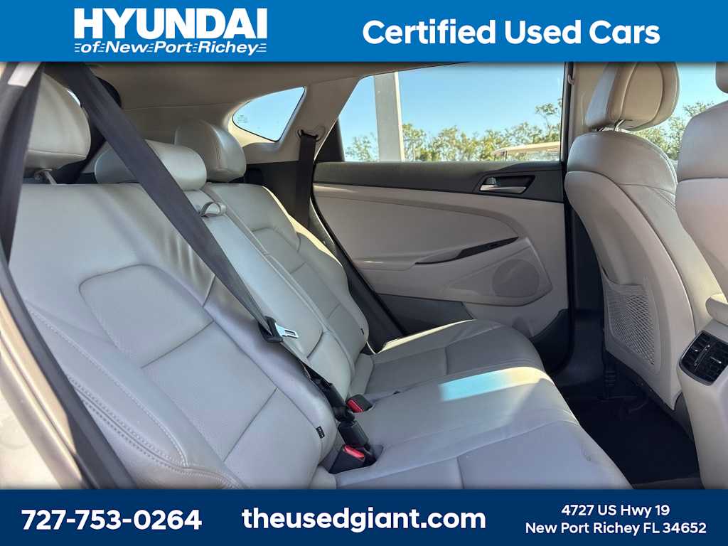 Thumbnail: 2017 Hyundai Tucson - 9