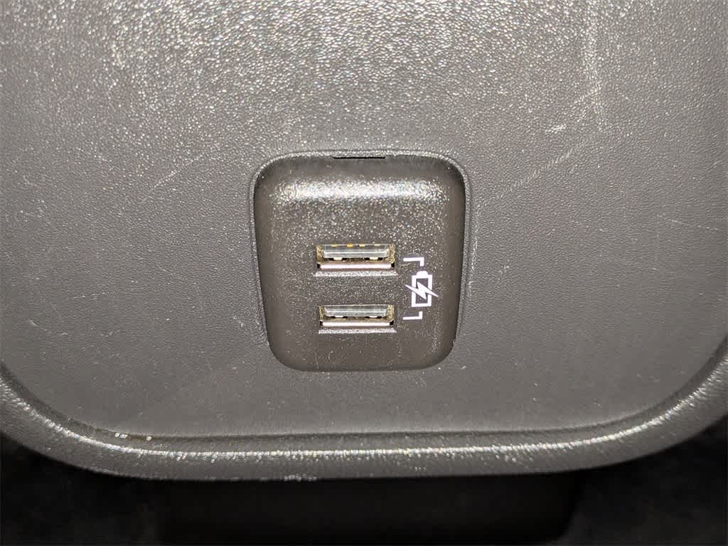 Thumbnail: 2021 Chevrolet Equinox - 18