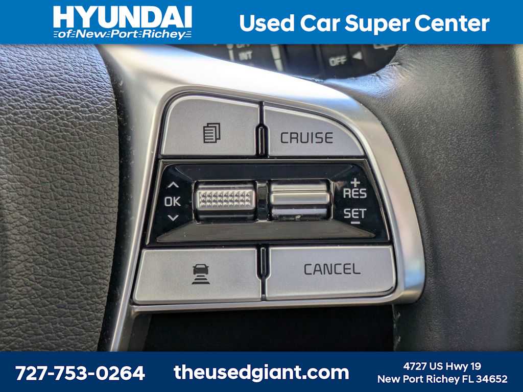 Thumbnail: 2021 Kia Telluride - 40