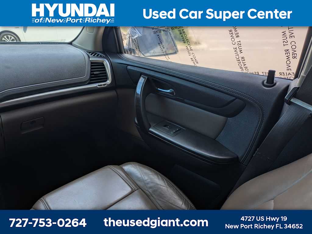 Thumbnail: 2015 GMC Acadia - 23